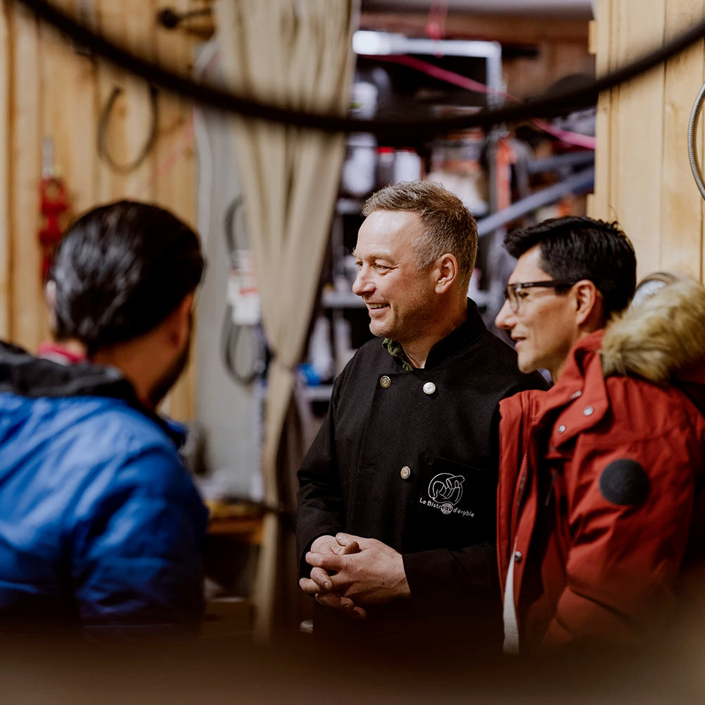 Guided tour, maple taffy on snow & light meal