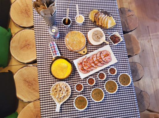 Boîte repas de la cabane pour 4 personnes – festin du Bistreau à la maison